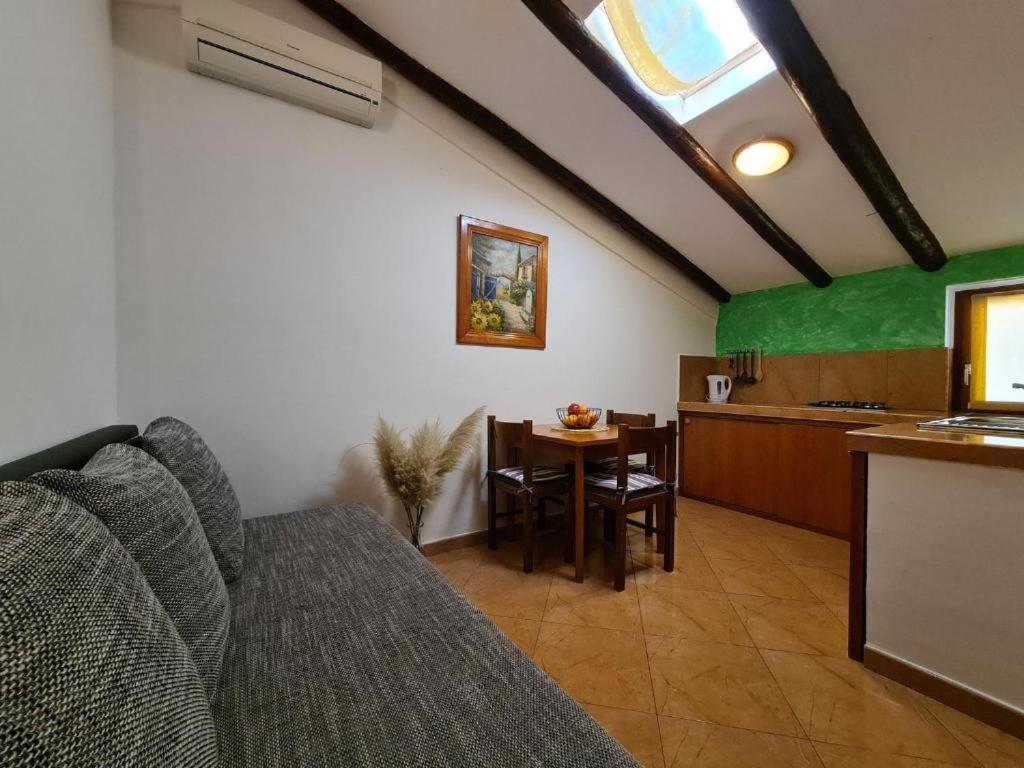 Apartmani Dorma Vidulini Εξωτερικό φωτογραφία